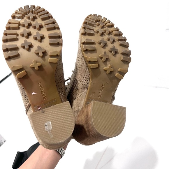 Report Tan Perforated Lace-Up Ankle 8 - Picture 4 of 6